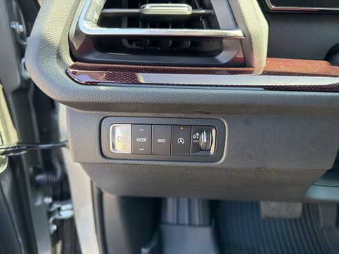 New 2026 Chevrolet Traverse Z71 AWD/4WD image 24