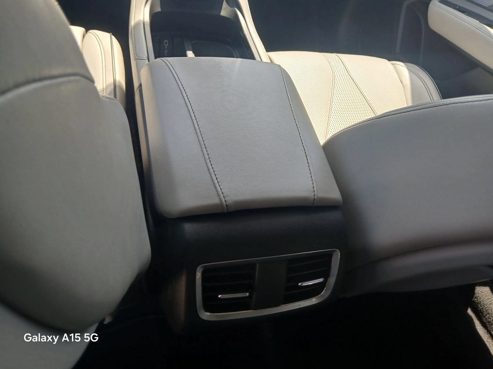 Used 2019 Acura RDX w/ Advance Package FWD image 46