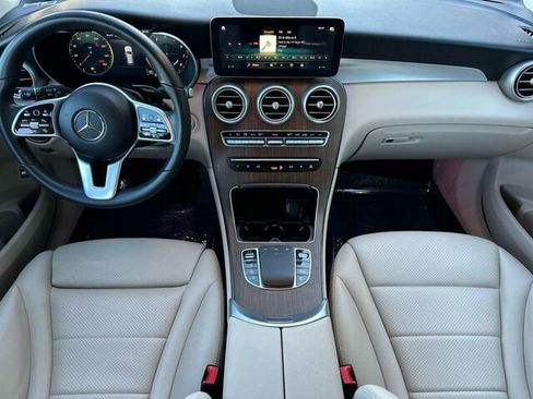 Used 2022 Mercedes-Benz GLC 300 GLC 300 4D Sport Utility w/ Multimedia Package Lite image 16