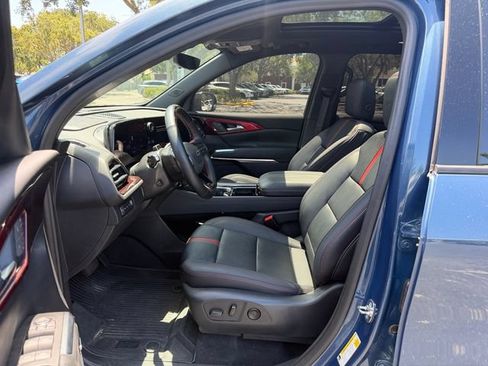 Used 2024 Chevrolet Traverse RS AWD/4WD image 9