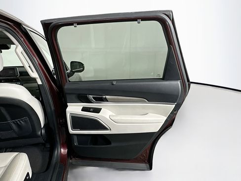 Used 2022 Kia Telluride EX w/ EX Premium Package image 32