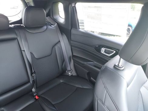 New 2026 Jeep Compass Latitude AWD/4WD image 14