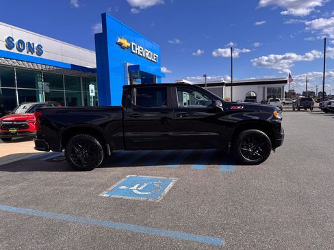 Used 2023 Chevrolet Silverado 1500 RST AWD/4WD image 8