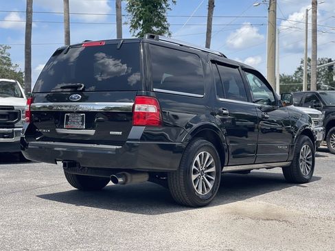 Used 2015 Ford Expedition Platinum AWD/4WD image 14