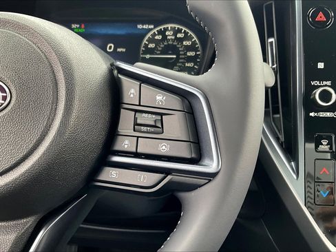 New 2025 Subaru Forester Limited image 16