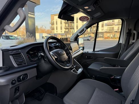Used 2023 Ford Transit 350 XLT image 12