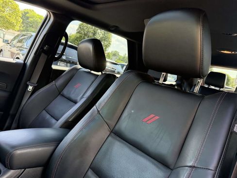 Used 2022 Dodge Durango R/T w/ Blacktop Package AWD/4WD image 18