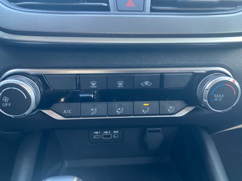 Used 2024 Nissan Altima 2.5 SR image 22