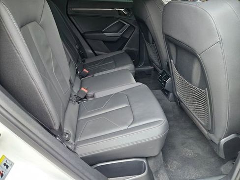 Used 2021 Audi Q3 2.0T Premium w/ Convenience Package image 18