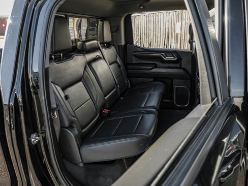 Used 2023 Chevrolet Silverado 1500 LT Trail Boss w/ Convenience Package II image 33