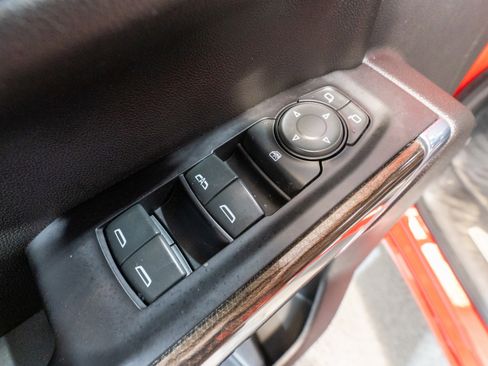 Used 2021 Chevrolet Silverado 1500 LT AWD/4WD image 15
