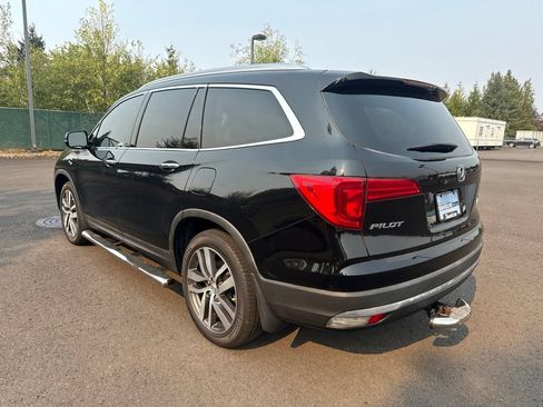 Used 2017 Honda Pilot Touring image 5