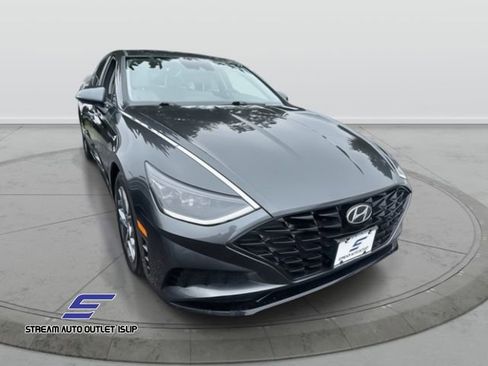 Used 2023 Hyundai Sonata SEL image 2