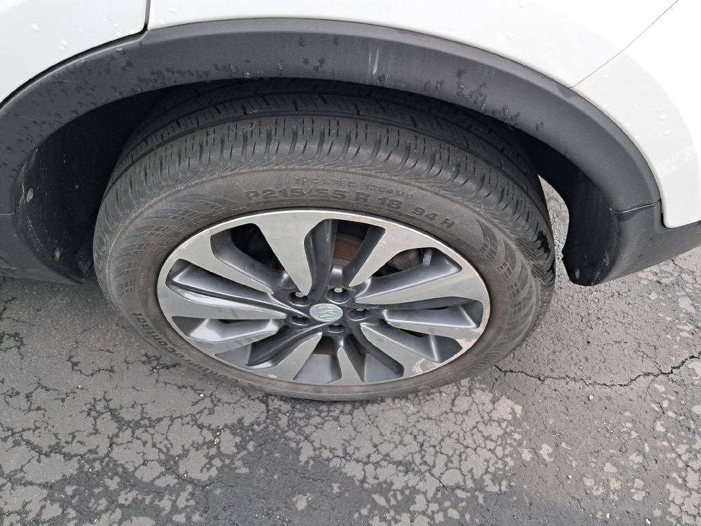 Used 2021 Buick Encore Preferred AWD/4WD image 9