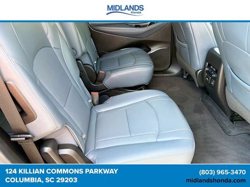 Used 2022 Buick Enclave Essence w/ Experience Buick Package AWD/4WD image 26
