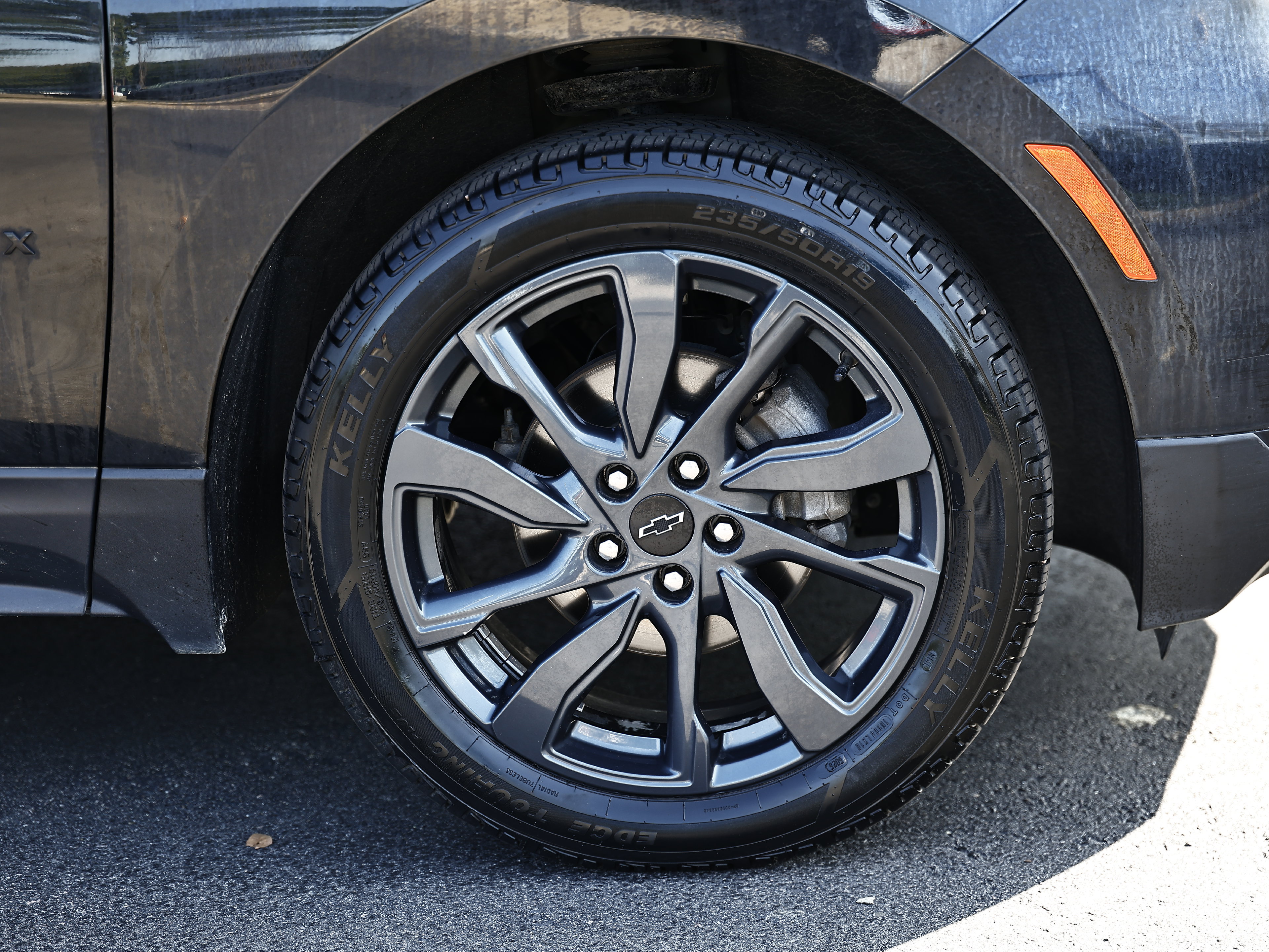 Used 2024 Chevrolet Equinox RS FWD image 5