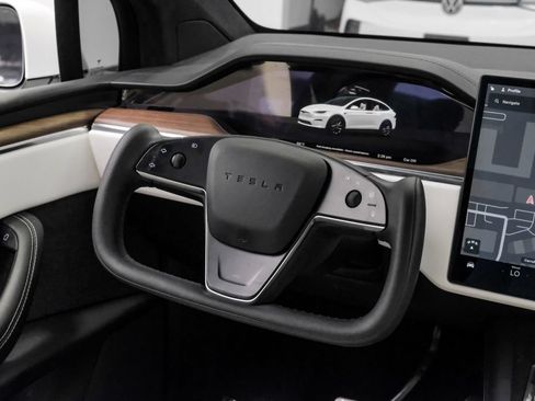 Used 2022 Tesla Model X AWD/4WD image 25