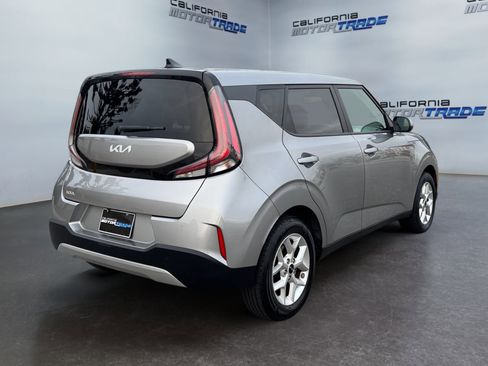 Used 2024 Kia Soul LX w/ Option Group 015 image 5