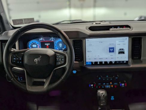 Certified 2025 Ford Bronco Outer Banks image 5