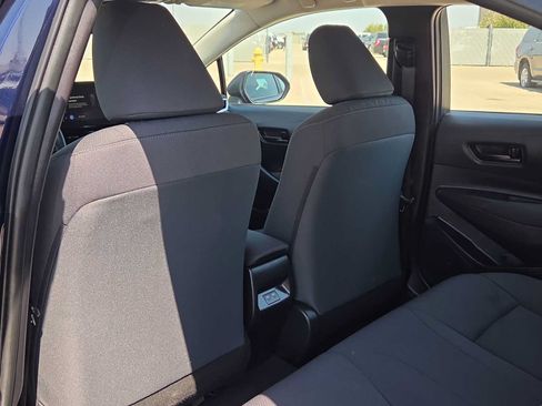 Used 2025 Toyota Corolla LE FWD image 16