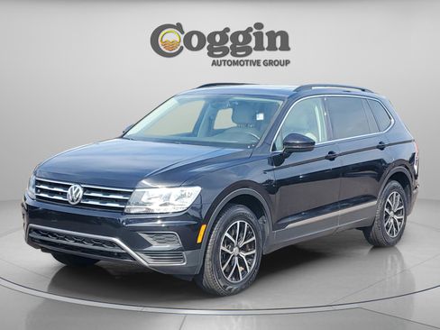 Used 2021 Volkswagen Tiguan SE image 2