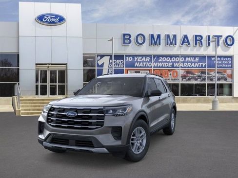 New 2026 Ford Explorer Active AWD/4WD image 2