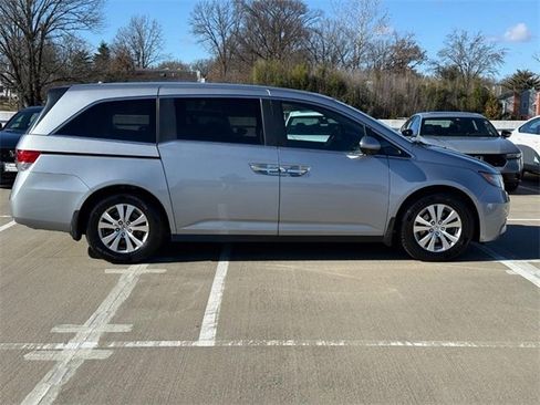 Used 2016 Honda Odyssey EX-L image 2