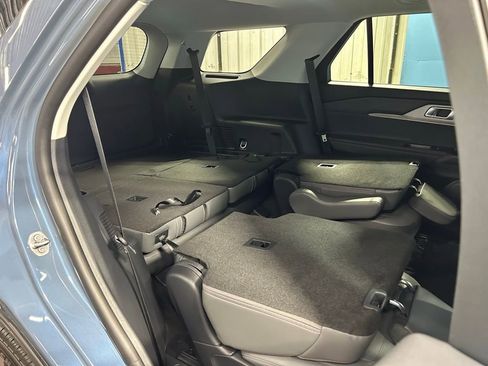 New 2026 Ford Explorer Active image 47