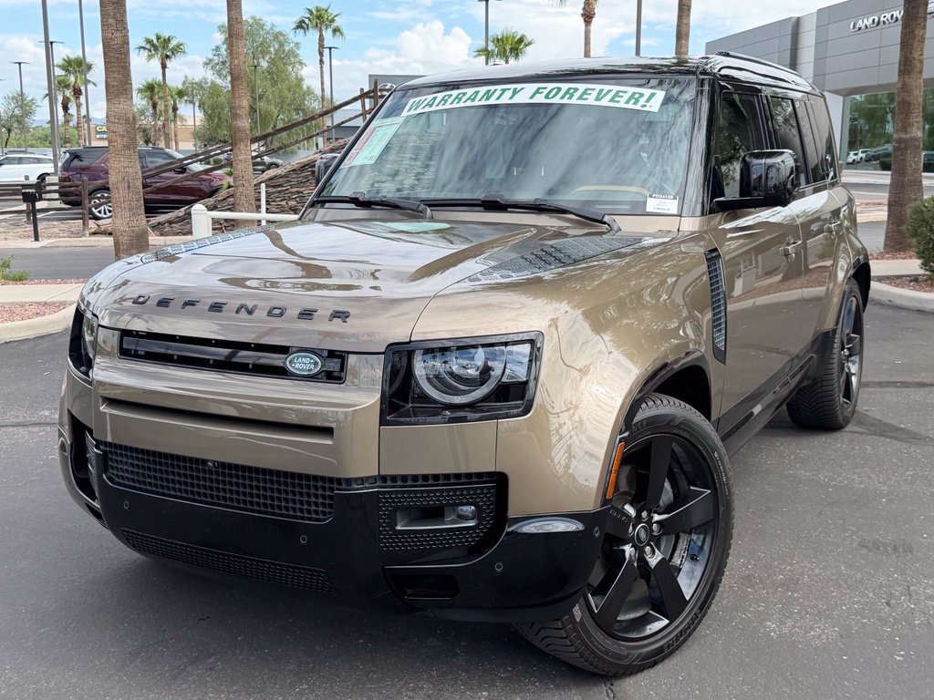 Used 2024 Land Rover Defender 110 X-Dynamic SE AWD/4WD image 2