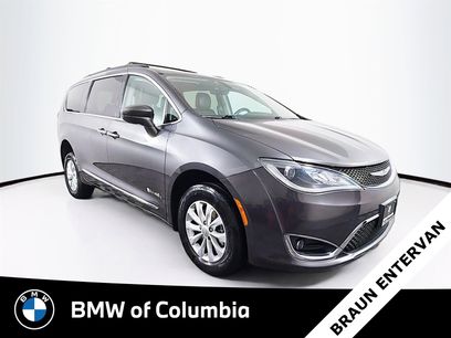 Used 2017 Chrysler Pacifica Touring-L