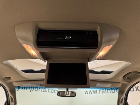 Used 2016 Toyota Sequoia Platinum image 20