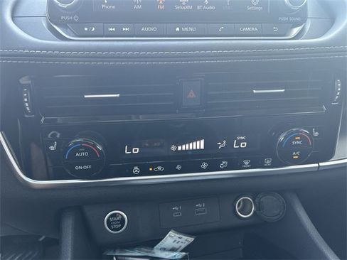 Certified 2023 Nissan Rogue SV w/ SV Premium Package image 21