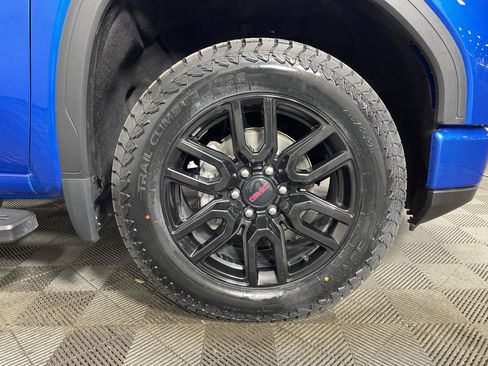 Used 2023 GMC Sierra 1500 Elevation image 9