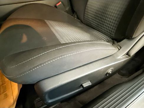 Used 2018 Dodge Challenger R/T Scat Pack w/ Driver Convenience Group image 21