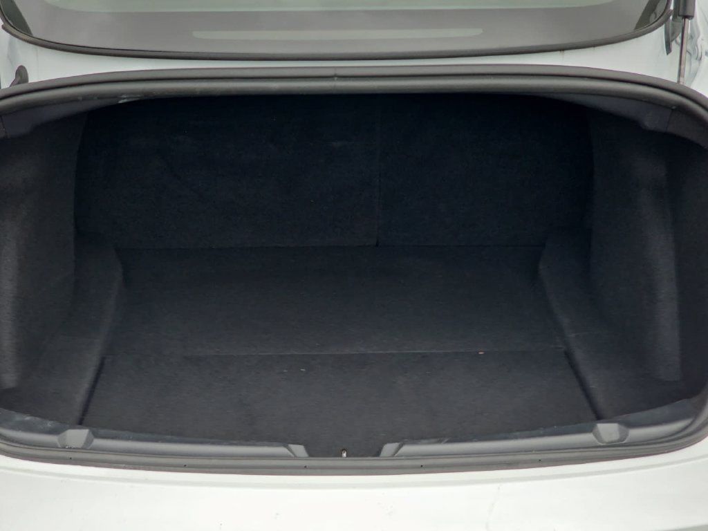 Used 2023 Tesla Model 3 Standard Range RWD image 13