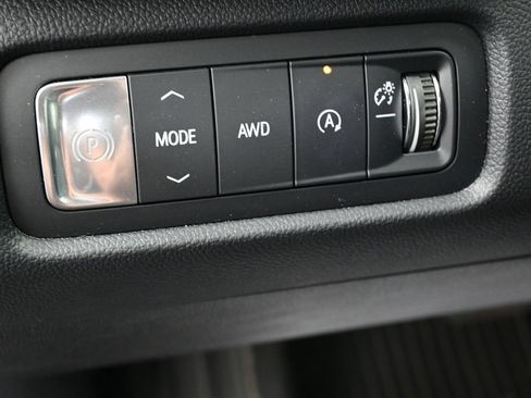 Used 2024 GMC Acadia AT4 AWD/4WD image 33