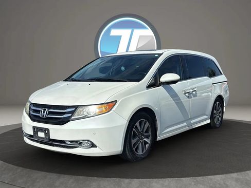 Used 2014 Honda Odyssey Touring image 18