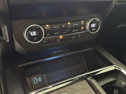 Used 2021 Ford Expedition Max Limited image 38