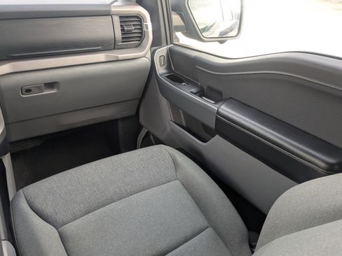 Used 2024 Ford F150 XLT w/ Mobile Office Package image 18