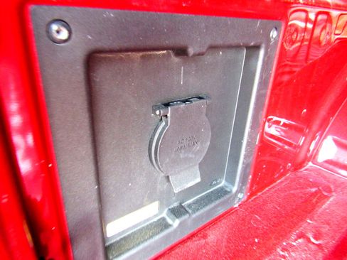 Used 2023 Ford F150 Lariat w/ Equipment Group 502A High image 43