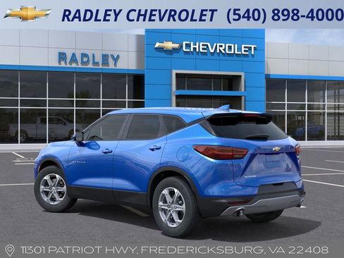 New 2026 Chevrolet Blazer LT image 3