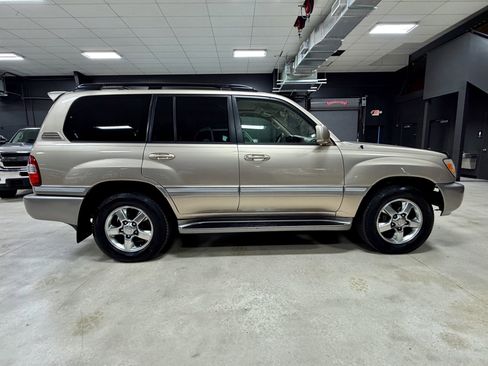 Used 2006 Toyota Land Cruiser image 7