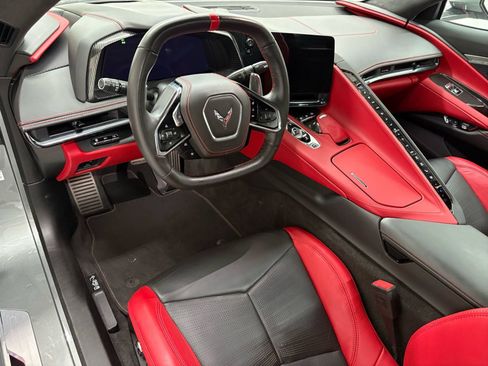 Used 2023 Chevrolet Corvette Stingray Premium Conv w/ Z51 Performance Package RWD image 2