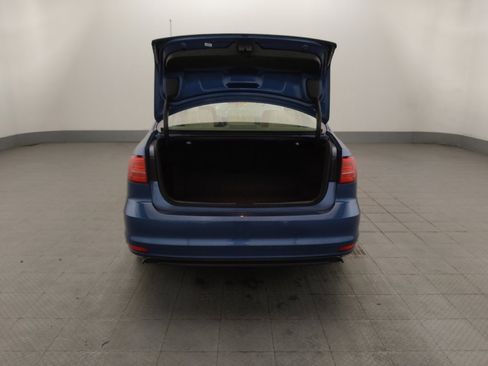Used 2016 Volkswagen Jetta SEL Premium FWD image 29