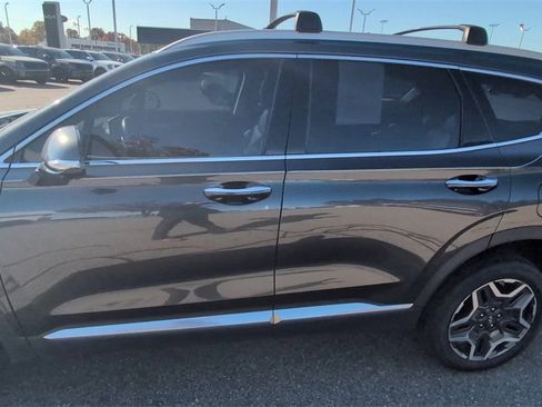 Used 2023 Hyundai Santa Fe Limited image 4