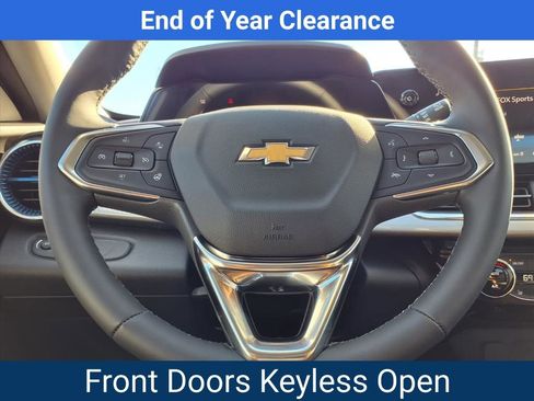 New 2025 Chevrolet Trax LT w/ Driver Confidence Package image 15