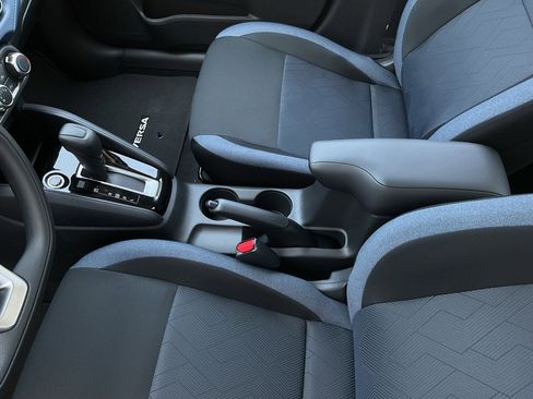 New 2025 Nissan Versa SV w/ Trunk Package image 30