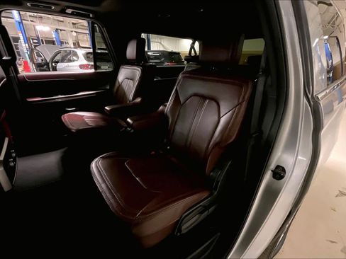 Used 2024 Ford Expedition Max Limited image 19