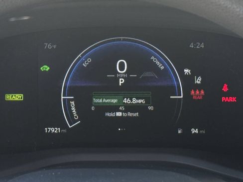 Used 2025 Toyota Camry LE FWD image 8