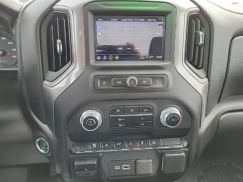 Used 2025 GMC Sierra 3500 Pro AWD/4WD image 13